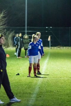 Bild 143 - wBJ Krummesser SV - Holstein Kiel : Ergebnis: 0:3